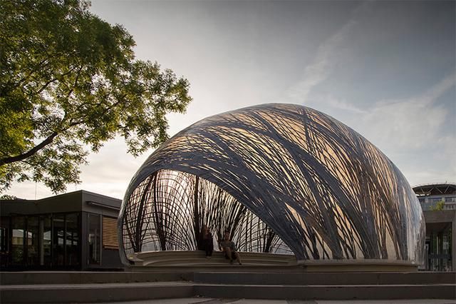 未来建筑建设方向，水纺蛛网公共建筑设计探索未来新可能